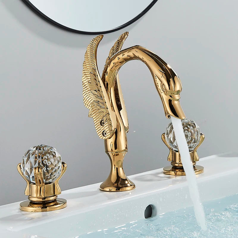 Luxurious Golden Bathroom Basin Faucet Brass Double Handle Hot Cold Sink Mixer Tap Swan Shape Basin Faucet Bathtub Mixers Crane