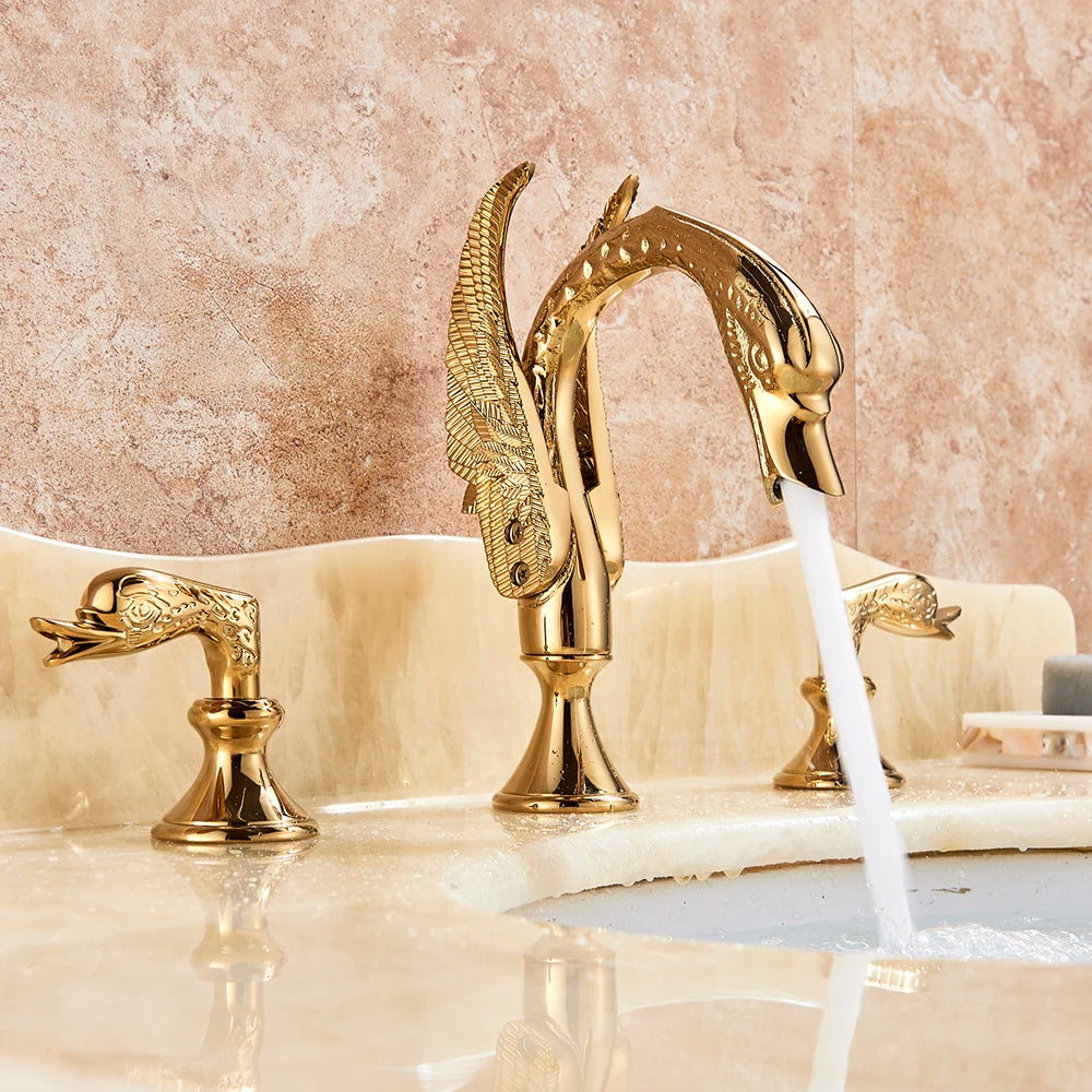 Luxurious Golden Bathroom Basin Faucet Brass Double Handle Hot Cold Sink Mixer Tap Swan Shape Basin Faucet Bathtub Mixers Crane