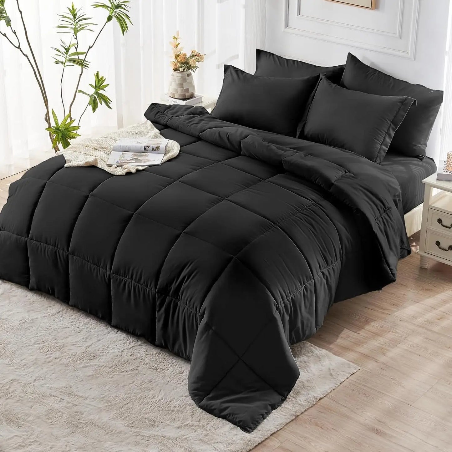 Reversible Comforter Set Queen/King Size, All Season Bedding Set with Ultra Soft Comforter, Pillow Shams, Red & Black