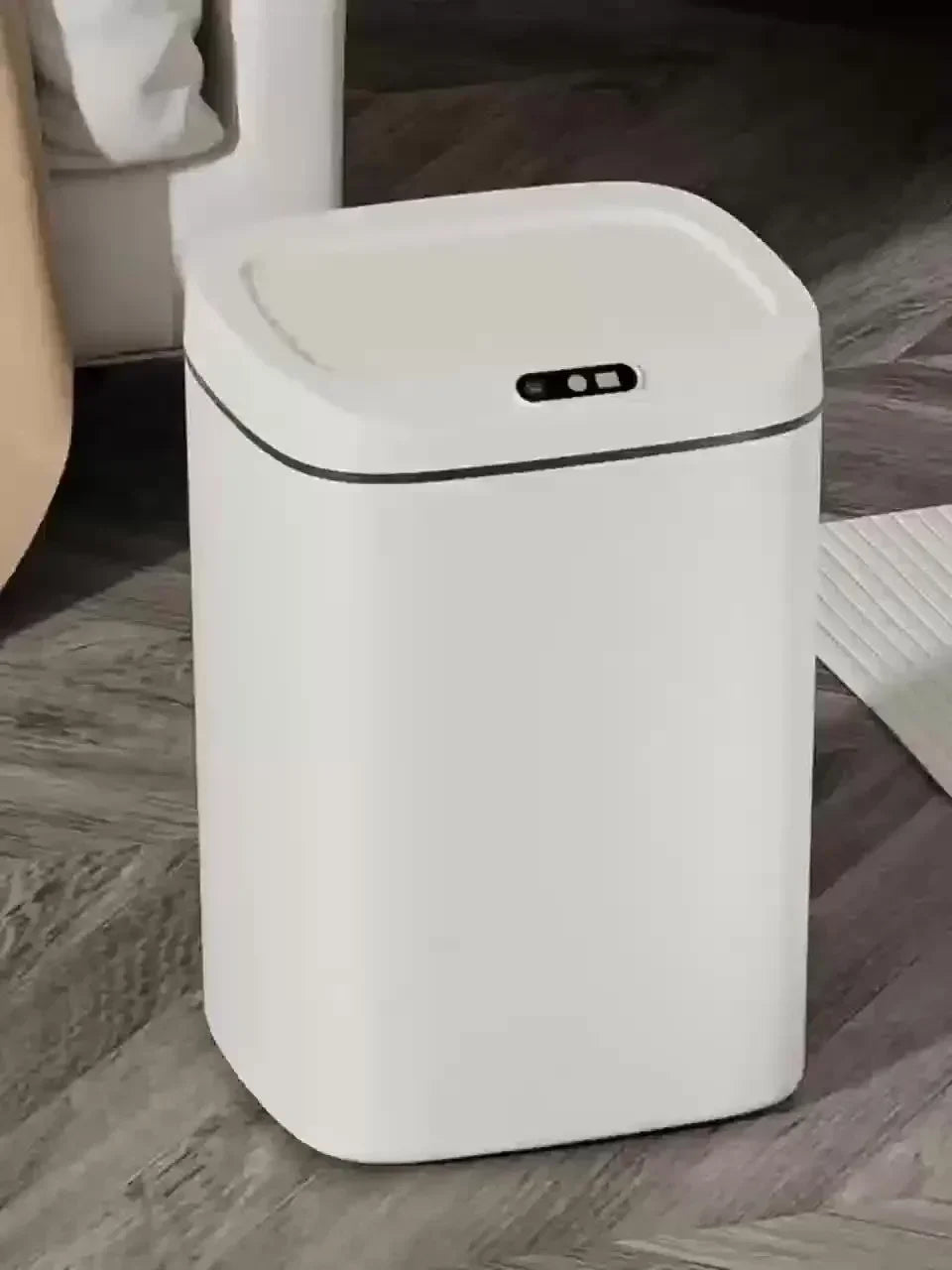 Smart Trash Can With Gesture Opener And Odor Seal Design