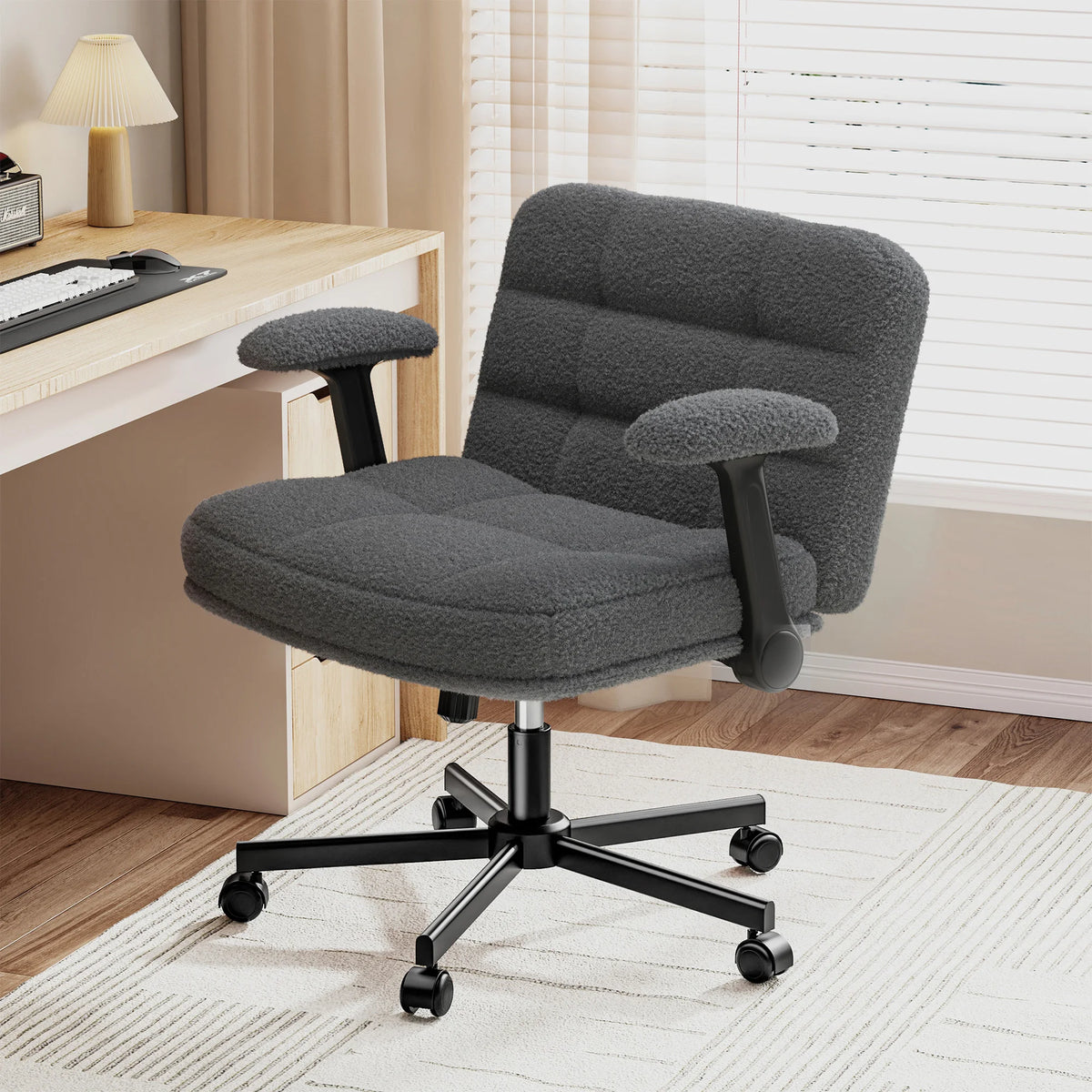 EnHomee Office Desk Chair with Wheels and Flip Up Arms