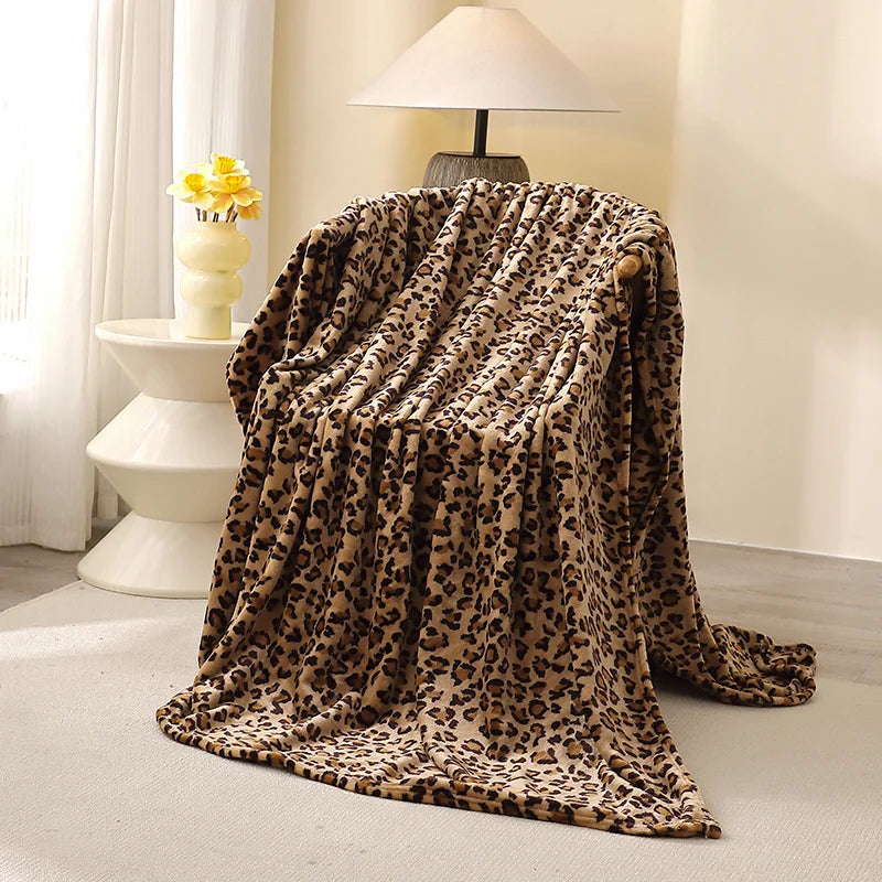 1 Ultra-Soft Stylish Leopard Print Lightweight Blanket All-Season Warm and Comfortable Perfect for Sofa Bed Living Room Decor