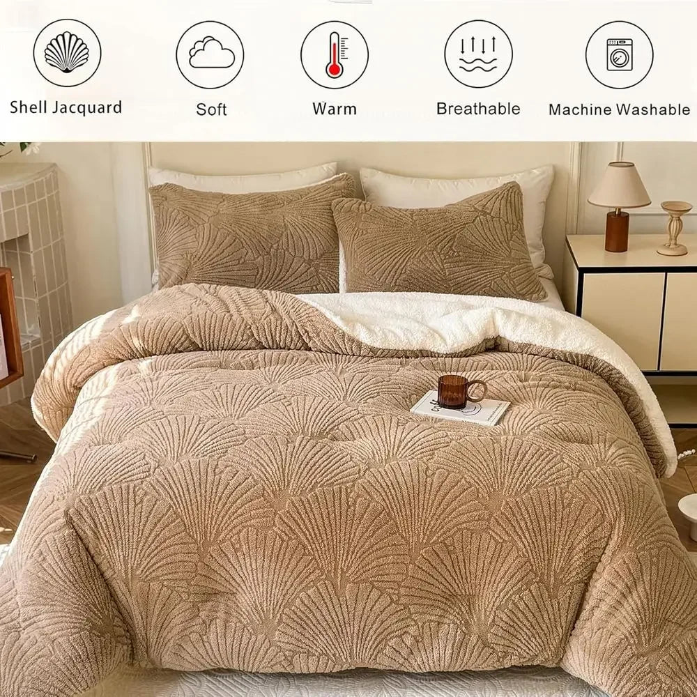 King Size Geometric Quilted Bedding Set, 3-Piece Warm Cozy Premium Comforter with 2 Pillowcases, Beige (104x90)