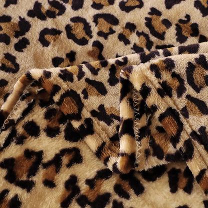 1 Ultra-Soft Stylish Leopard Print Lightweight Blanket All-Season Warm and Comfortable Perfect for Sofa Bed Living Room Decor