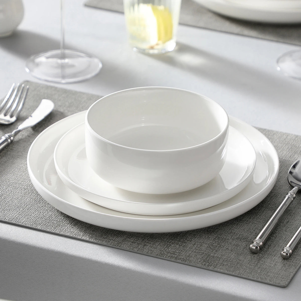 MALACASA Ceramic Porcelain Dinnerware Set With Plates And Bowls