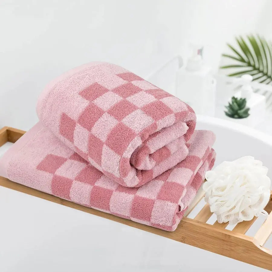 Soft Bath Towels for Bathroom Beach Pool Pink Checkered Set of 2, Quick Dry Cotton Cute Valentines Towels for Her Women Girls, 2