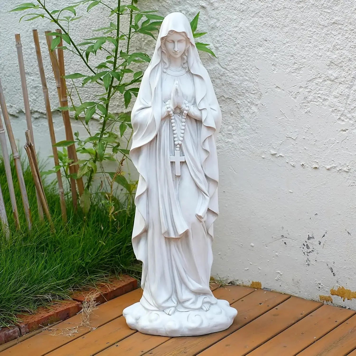 Virgin Mary Praying Statue 31.49 Inch Tall Outdoor Garden Religious Garden Statue Mary Statue Outdoor Yard Patio Deck Home Entry