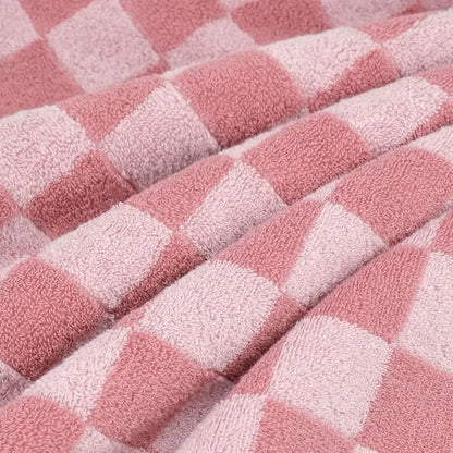 Soft Bath Towels for Bathroom Beach Pool Pink Checkered Set of 2, Quick Dry Cotton Cute Valentines Towels for Her Women Girls, 2